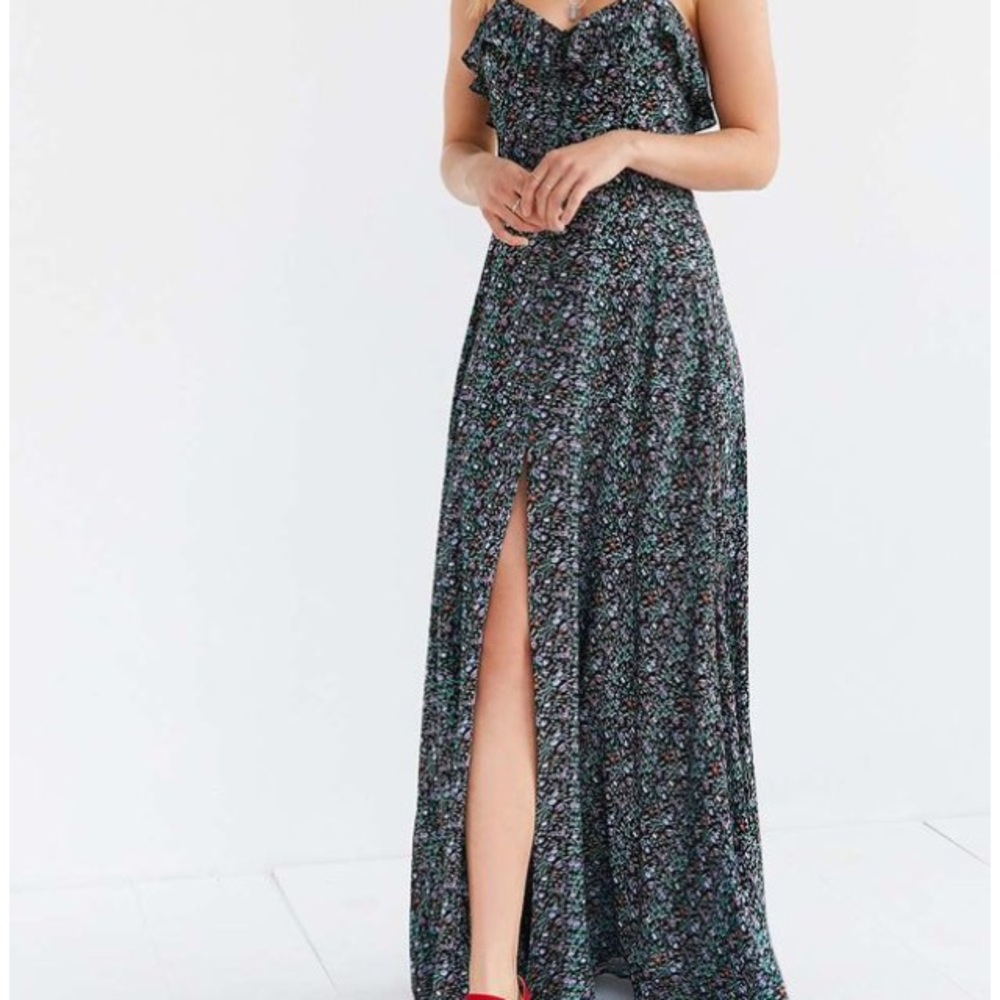 Kimchi Blue La Playa dress from Urban Outfitters